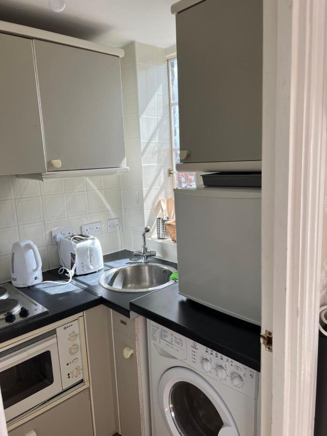 Super Located Studio In South Ken At Chelsea Cloister لندن المظهر الخارجي الصورة