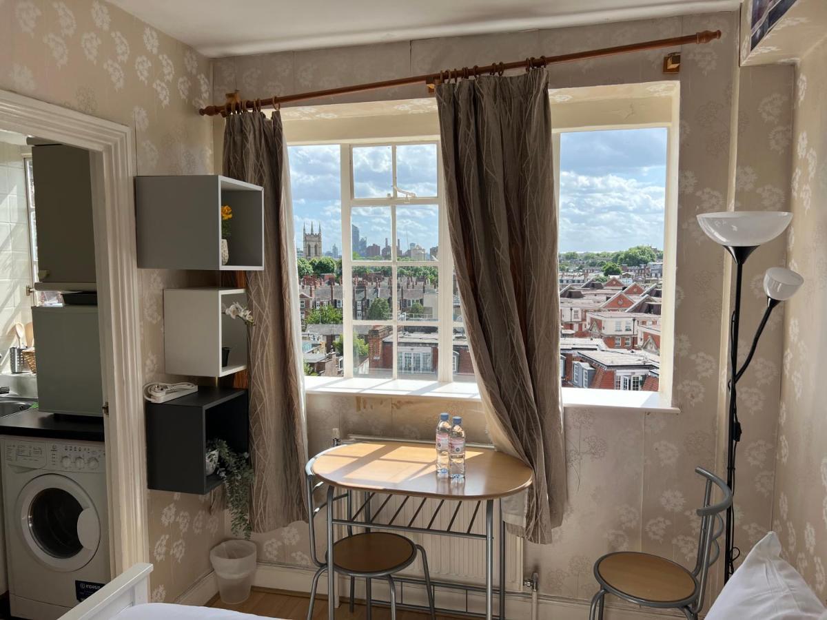Super Located Studio In South Ken At Chelsea Cloister لندن المظهر الخارجي الصورة