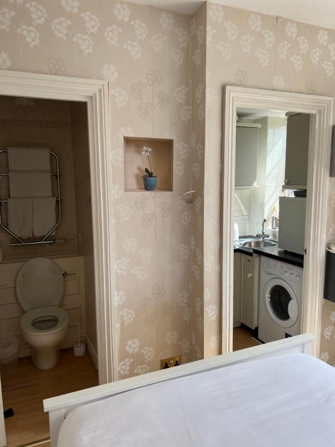 Super Located Studio In South Ken At Chelsea Cloister لندن المظهر الخارجي الصورة